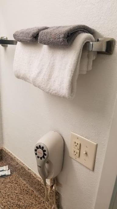 Hotel 2 Queen Beds Hotel Room 222 Wi-Fi Hot Tub Booking Stillwater Luaran gambar