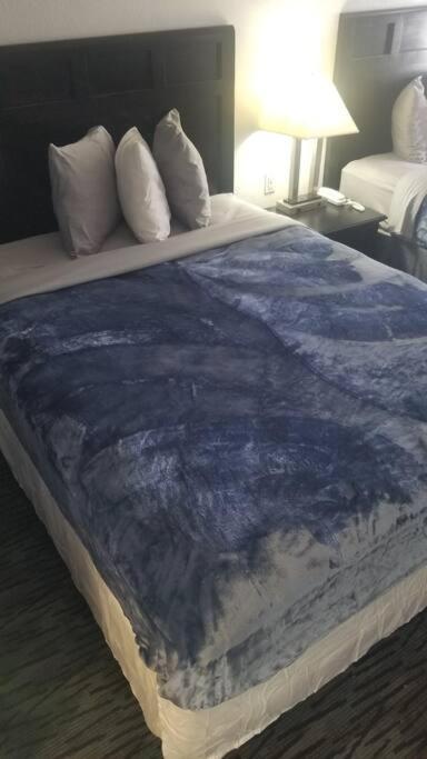 Hotel 2 Queen Beds Hotel Room 222 Wi-Fi Hot Tub Booking Stillwater Luaran gambar